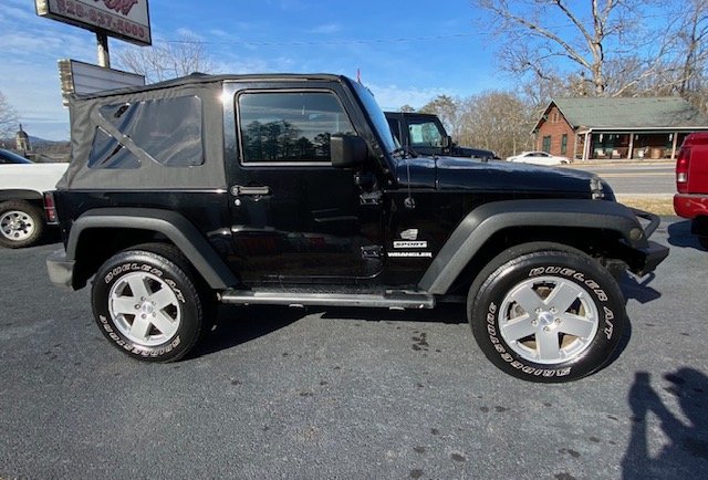 2010 Jeep Wrangler Sport's photo